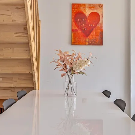 Apartamento Penthouse Duplex Met Groot Terras Dichtbij Zee.