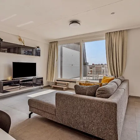 Penthouse Duplex Met Groot Terras Dichtbij Zee. Apartment Blankenberge